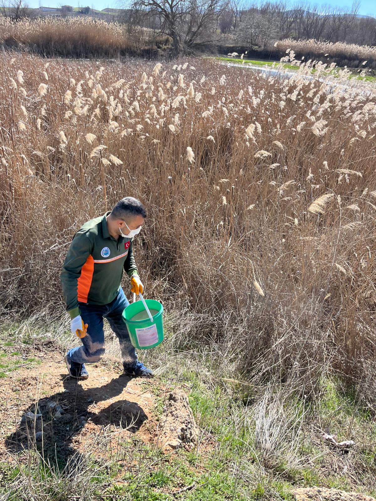 sivrisinek-ve-haserelere-karsi-onleyici-ilaclama-calismalarimiz-devam-ediyor