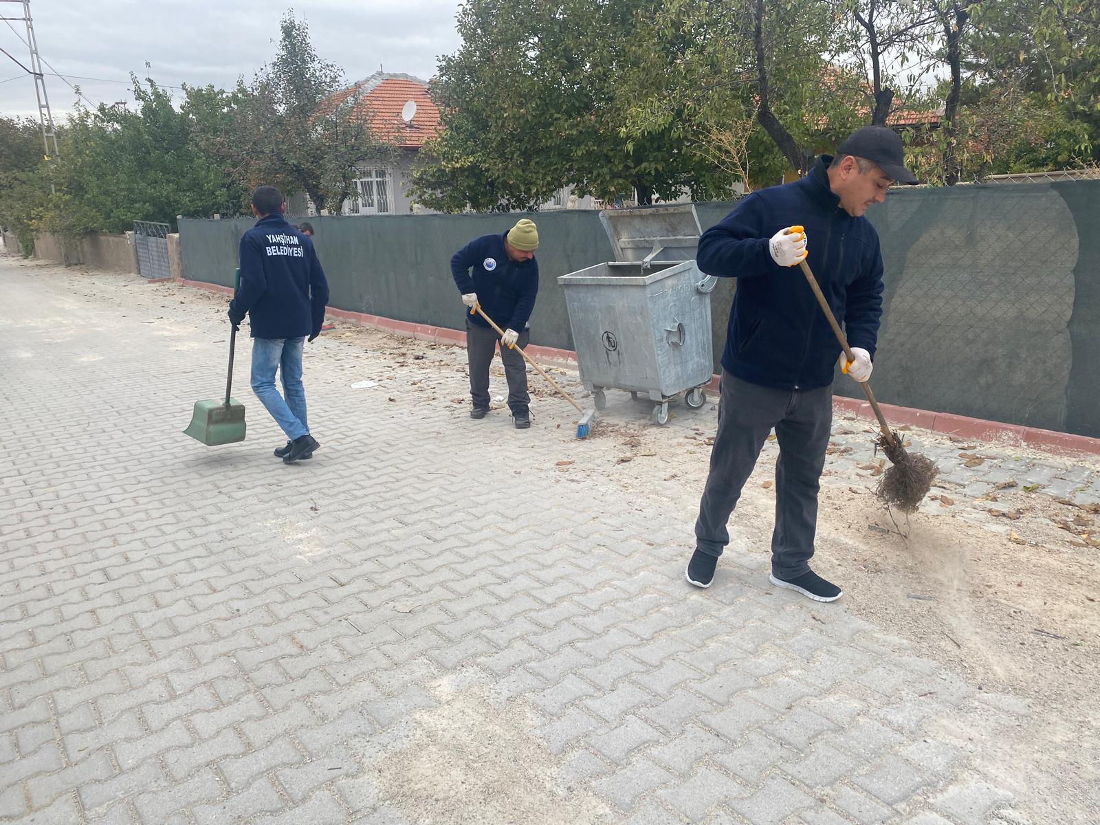 İLÇEMİZ GENELİNDE TEMİZLİK ÇALIŞMALARIMIZ SÜRÜYOR