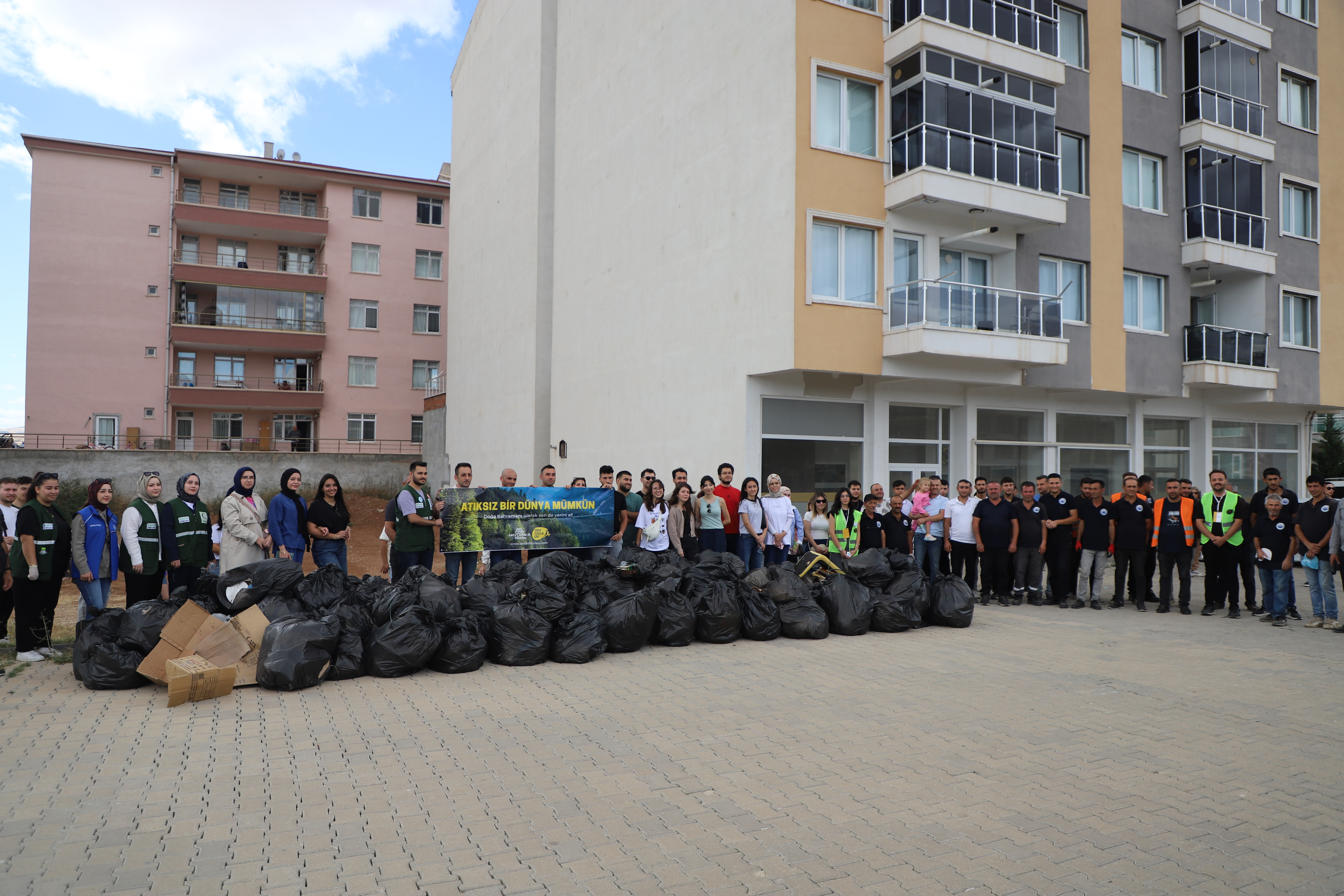 TEMİZ BİR GELECEK, HEPİMİZİN ORTAK SORUMLULUĞU